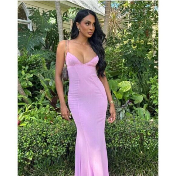 HOUSE OF CB Loren Georgette Mermaid Gown in Pink Size Medium - Picture 15 of 16